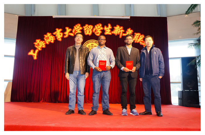 优秀学生表彰 优秀学生表彰